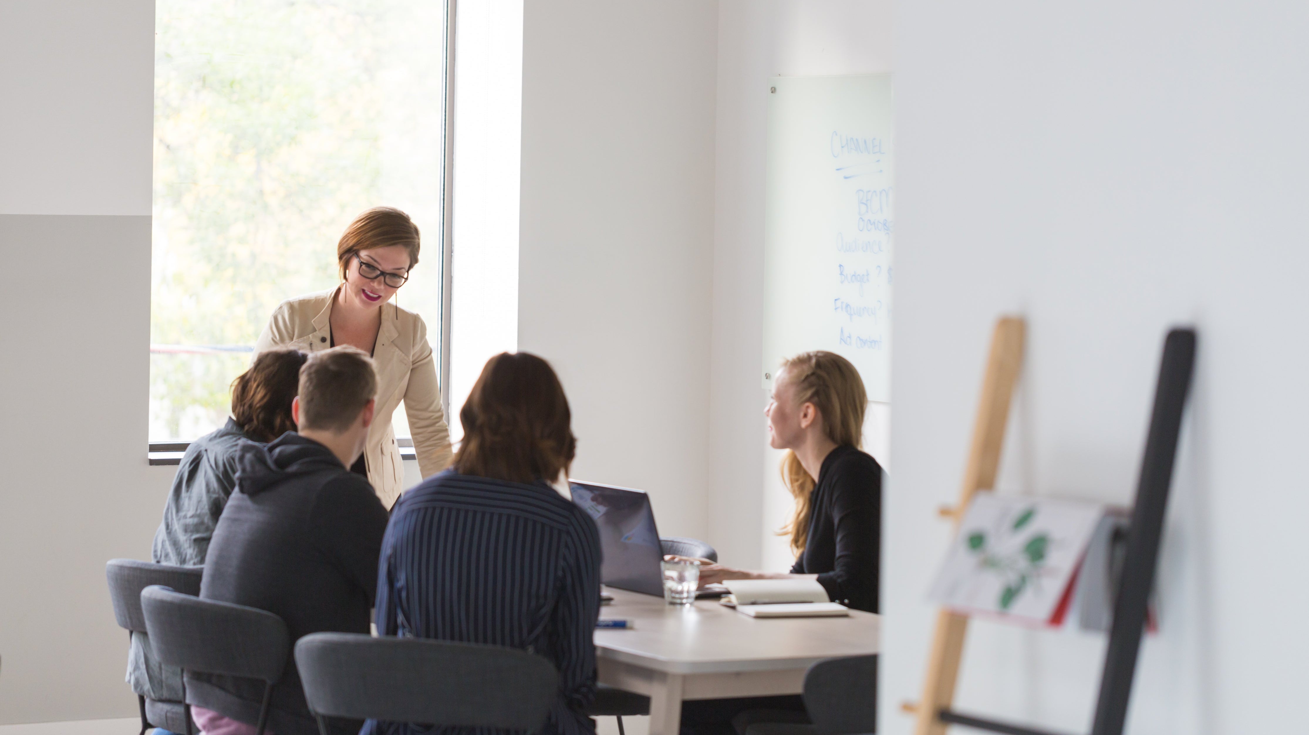 Plano Tradicional ou Modelo Flexível? Como Pequenos Negócios Podem Escolher Melhor